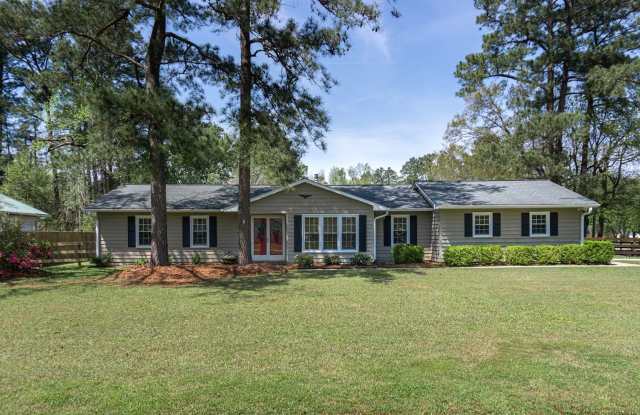 707 Stately Pines Road- Stately Pines Subdivision - Convenient to MCAS Cherry Point! Coming soon! Call today to schedule a showing for 11/01/24. - 707 Stately Pines Road, Neuse Forest, NC 28560