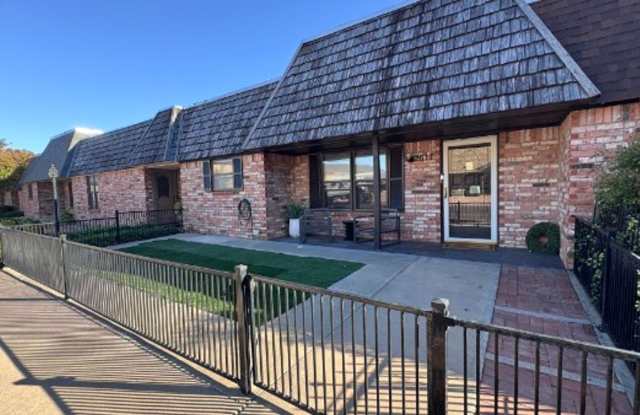 2 BED 2 BATH TERRACE HOME-ALL BILLS PAID Gallery 1