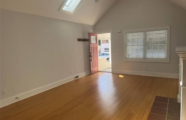 46 Clayton Avenue Gallery 4