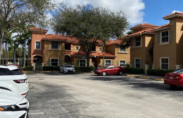3043 N Red Mangrove Ln N - 3043 Red Mangrove Ln N, Dania Beach, FL 33312