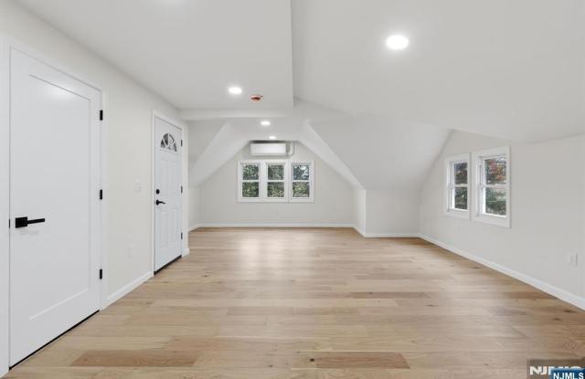 82 Grove Street Gallery 3