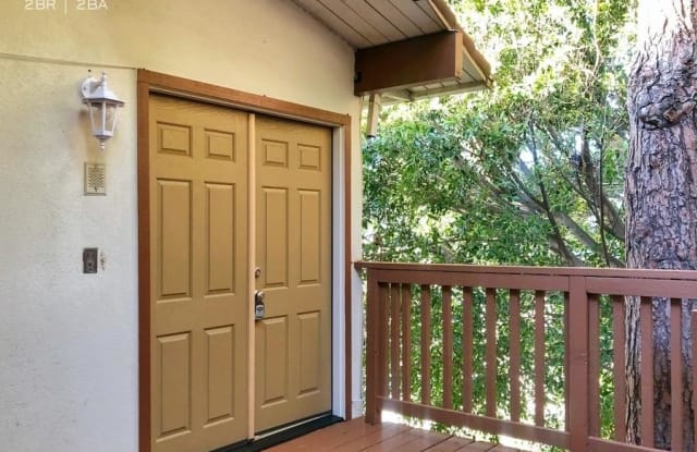 8293 Grand View Dr - 8293 Grand View Dr, Los Angeles, CA 90046