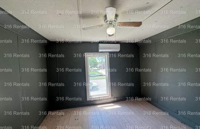 $850 - 2 bed 1 bath - Single Family Home Gallery 4
