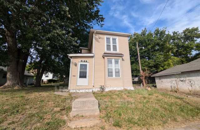 3122 N 10th St photos photos