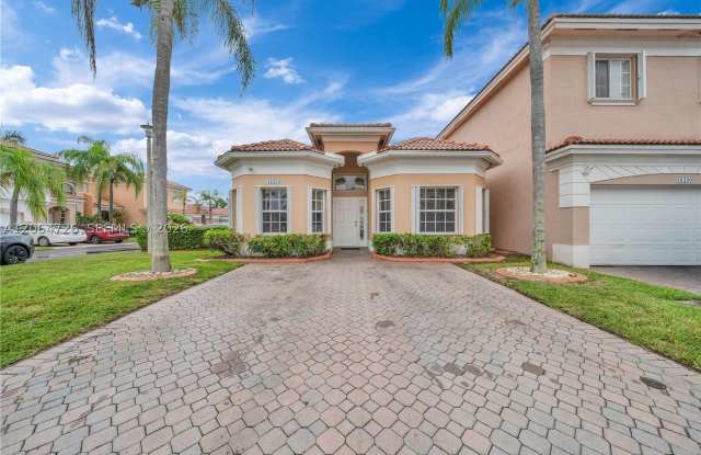 16220 SW 101st Ter photos photos
