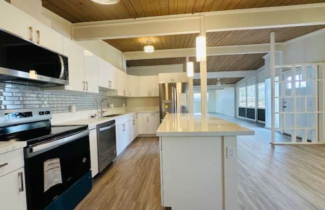 3 Bedroom, 2 Bathroom with Carport (Pearl City) - 809 Hoomoana Street, Pearl City, HI 96782