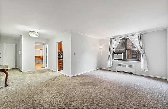 90-11 Northern Boulevard #207, Jackson Heights, NY Gallery 4