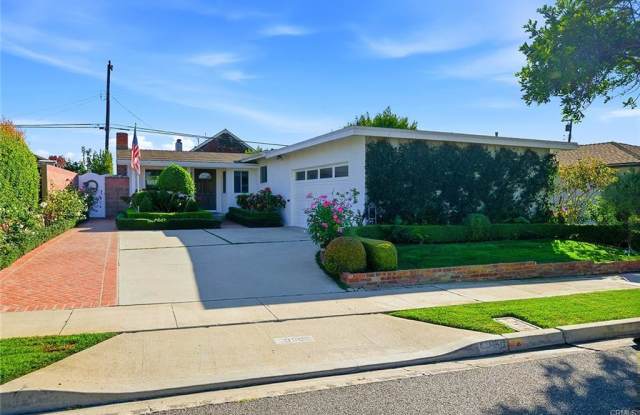 950 Marvista Avenue - 950 Marvista Avenue, Seal Beach, CA 90740