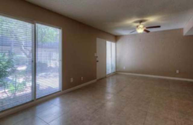 1828 W Tuckey Ln Gallery 3