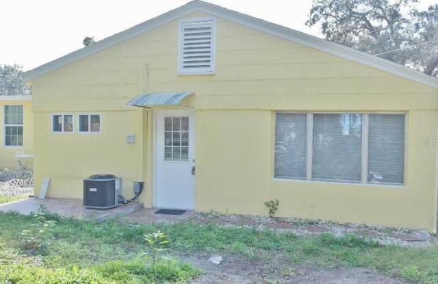 141 SUNNYTOWN ROAD - 141 Sunnytown Road, Casselberry, FL 32707