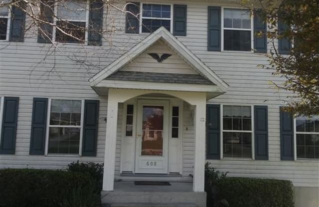 608 FREDERICK AVENUE - 608 Frederick Avenue, Dundee, FL 33838