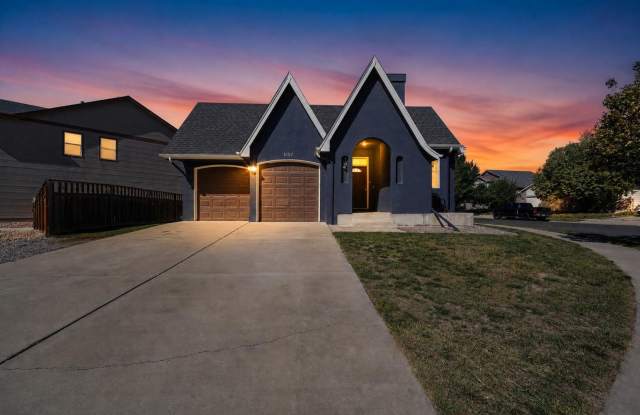 Charming 3BR House in Brighton Gallery 1
