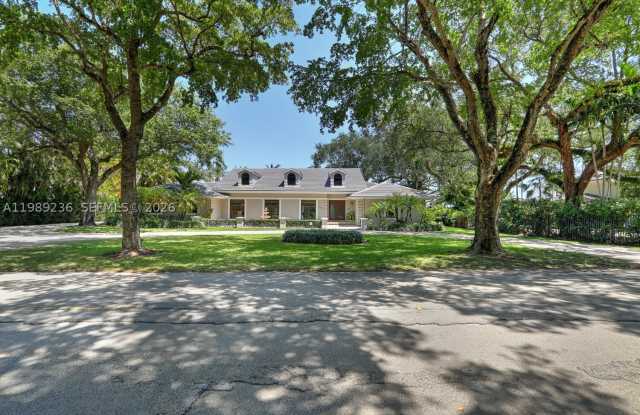 3425 Alhambra Cir Gallery 4