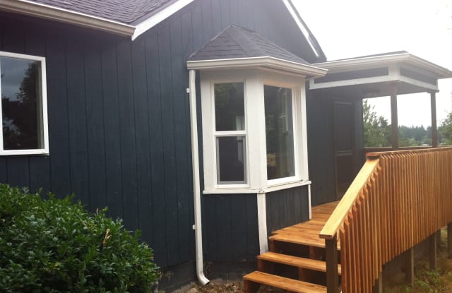 418 S Yantic Ave - 418 South Yantic Avenue, Bremerton, WA 98312