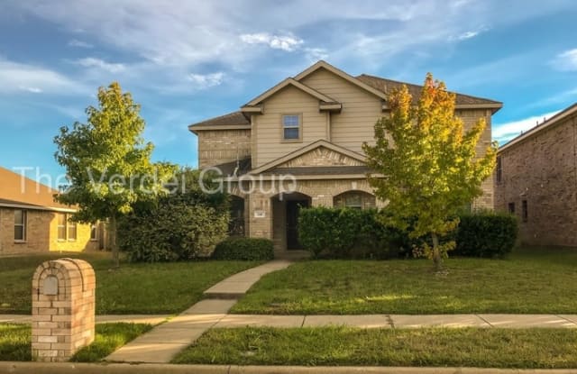 310 Quail Run Road - 310 Quail Run Road, Red Oak, TX 75154