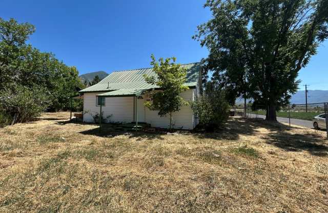 3 Bedroom 1 Bathroom Home in Salem Utah! Gallery 3
