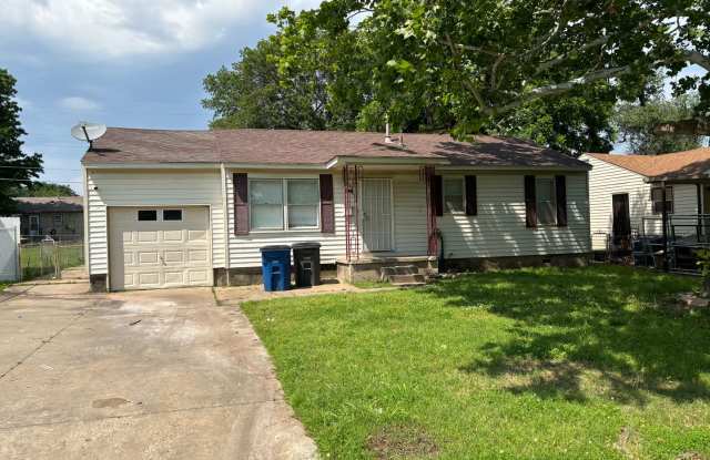 Coming Soon! 3 BED 1 BATH! photos photos