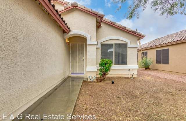 14924 W Port Royale Ln Gallery 2