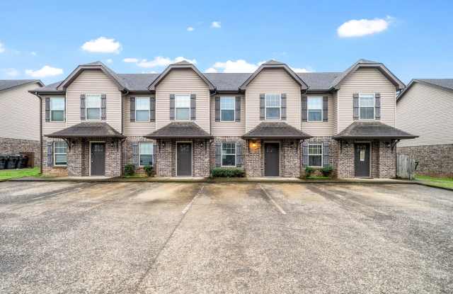 Pet Friendly Two Bedroom! - 1770 Spring Water Drive, Clarksville, TN 37040