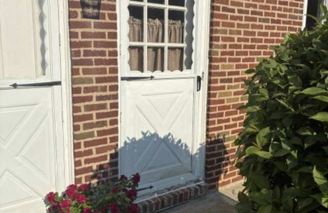 315 East Kenilworth Avenue - 2 Gallery 2