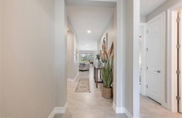 14606 Tropical Dr Gallery 3