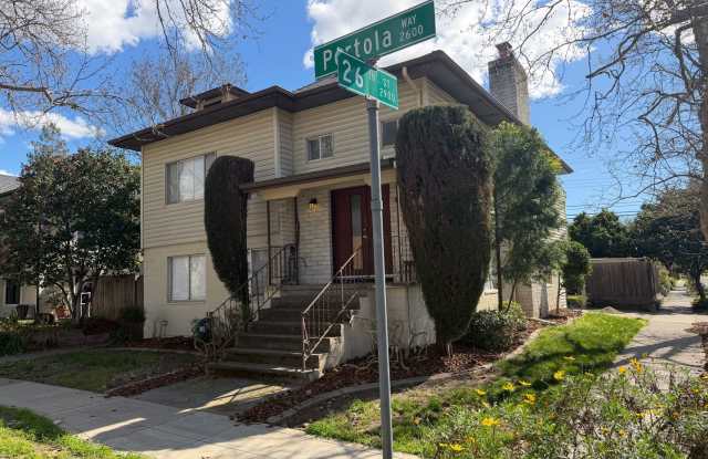 Spacious 4 Bedroom | 3 Bathroom | House in Curtis Park photos photos