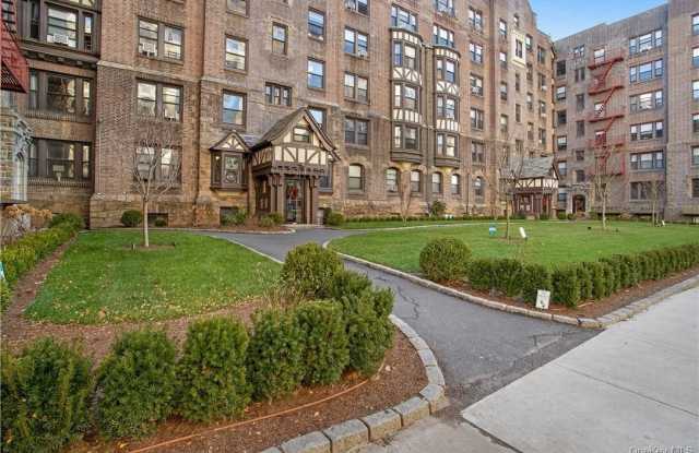 250 Martine Avenue unit: 3F photos photos