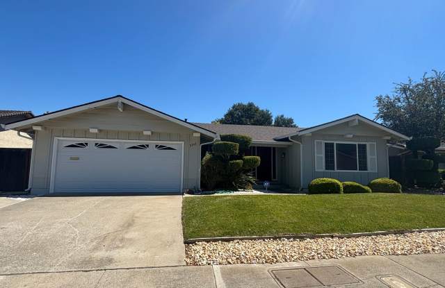Lovely 3-Bedroom, 2-Bath Home in Desirable Pleasanton Neighborhood! photos photos