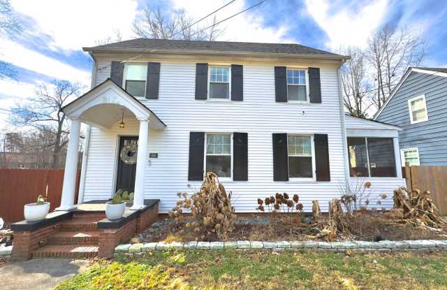 Charming House with Enviable Period Features photos photos