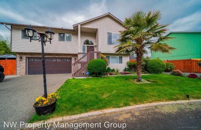 8118 64th Dr. NE - 8118 64th Drive Northeast, Marysville, WA 98270
