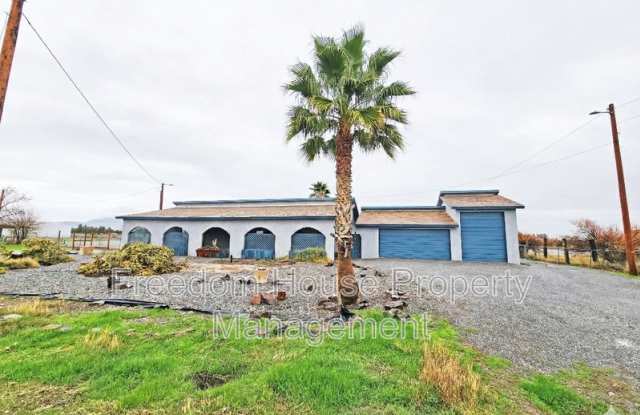 2220 West Bell Vista Avenue photos photos