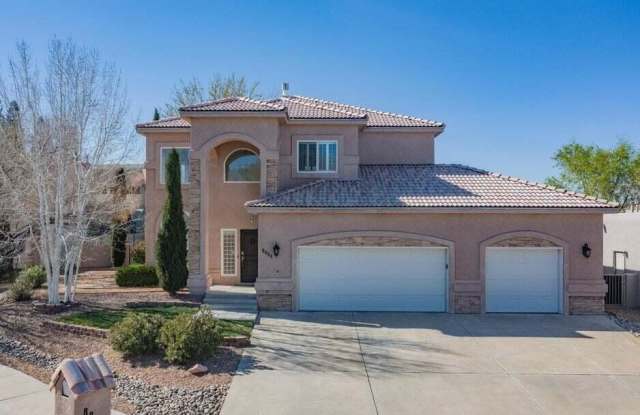 8804 Vallejo Place NE Gallery 1