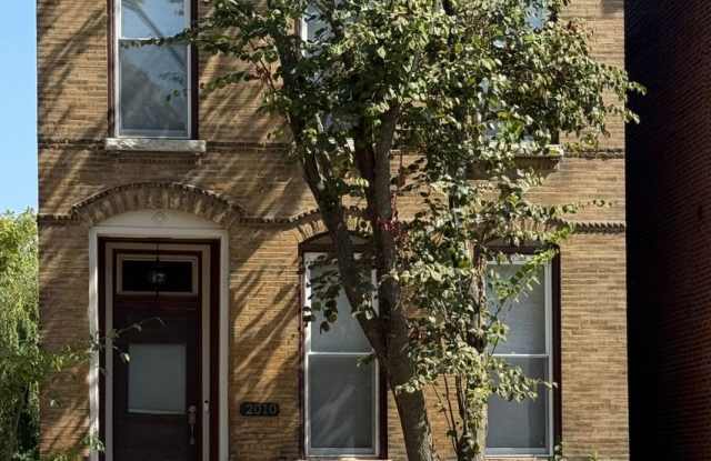 Fox Park 3 Bedroom, 2 1/2 Bath Updated Historical Home for Rent photos photos