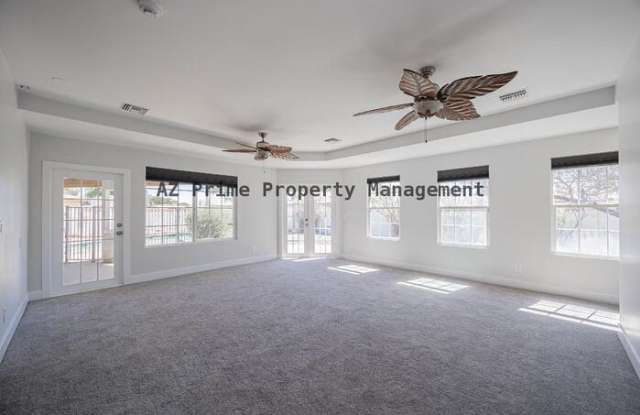 1341 East Garnet Circle Gallery 4
