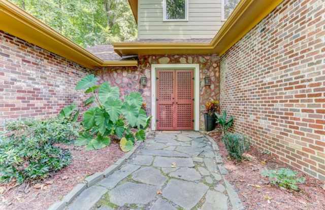 1373 Forest Drive SE Gallery 2