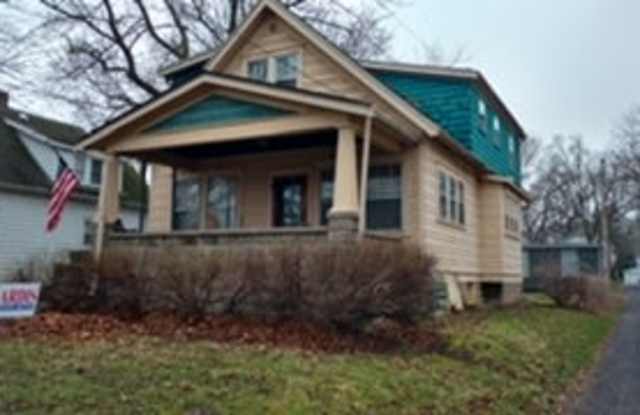 1407 North Machin Avenue A - 1 - 1407 North Machin Avenue, Peoria, IL 61606