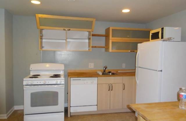 21 T St NE B - 21 T Street Northeast, Washington, DC 20002