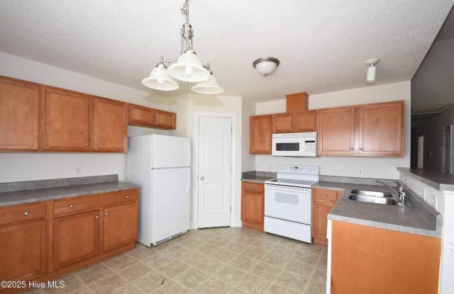 2608 Saddleback Drive Gallery 4