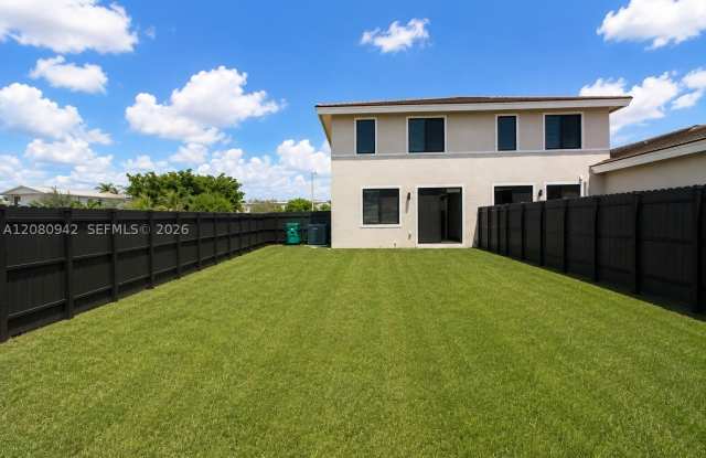 19440 SW 125th Ave Gallery 2