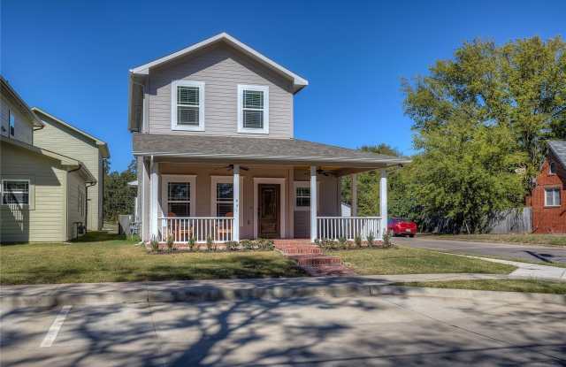 431 Connally Street Gallery 2