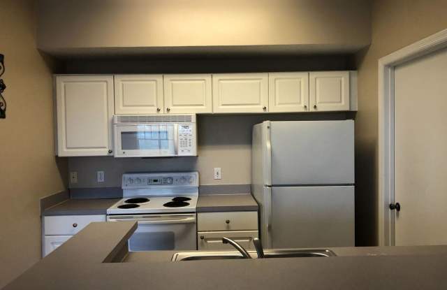 5578 Metrowest Blvd.  Unit 1-305 Gallery 3