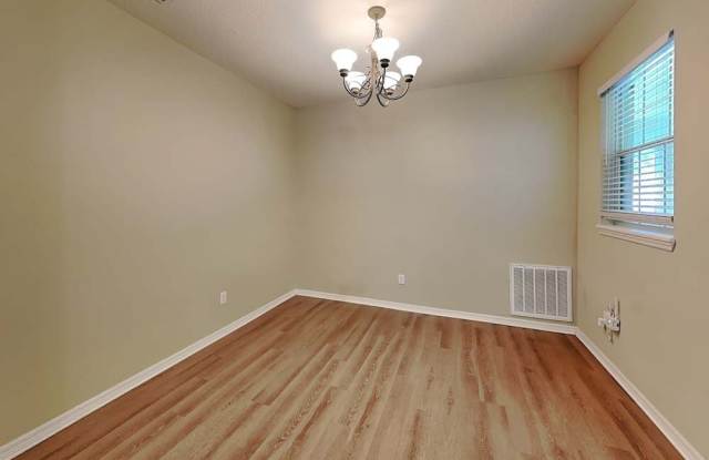 7822 Natchez Avenue Gallery 2