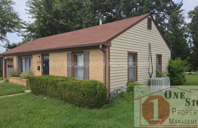 3 Bedroom, 2 Bathroom with 1 Car Garage in Gladstone, Missouri Gallery 4