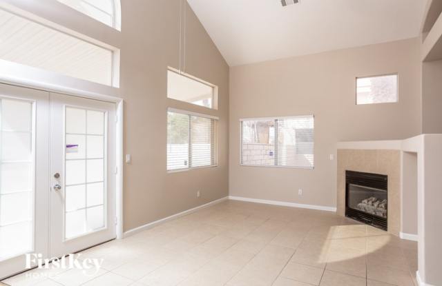 5527 Foxtail Ridge Street Gallery 3