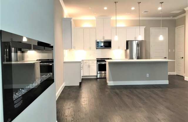 2933 Sheridan Drive Gallery 3