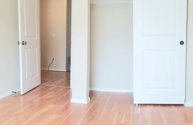 10419 Patterson St. S. Unit 3 Gallery 3