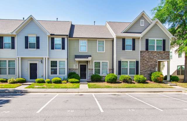 Charming & Freshly Updated 3BR Townhome in Shearon Farms! photos photos