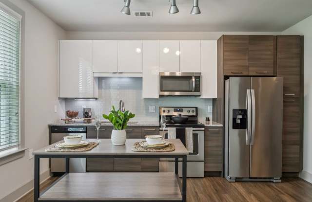 One 305 Central - Charlotte, NC apartments for rent