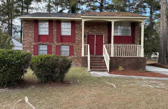 1613 Apple Valley Drive photos photos