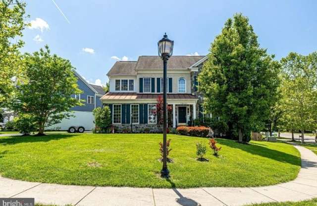 19111 CHARTIER DRIVE photos photos